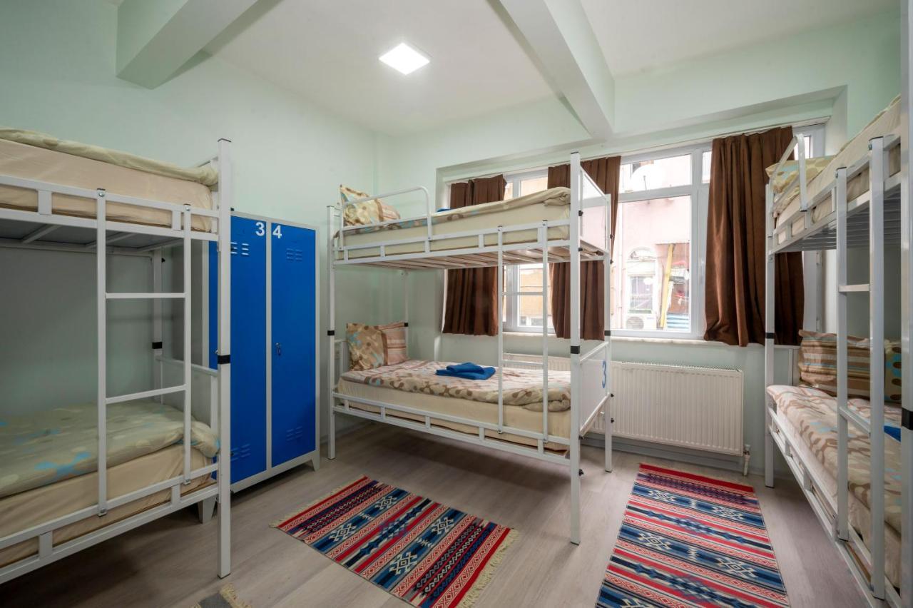 Xalila Hostel & Cafe Ladies Room อิสตันบูล ภายนอก รูปภาพ