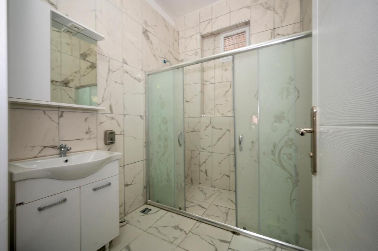 Xalila Hostel & Cafe Ladies Room อิสตันบูล ภายนอก รูปภาพ